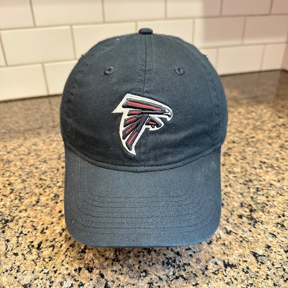 Atlanta Falcons Hat Reebok Baseball Cap Men's Adjustable One Size Black Red NFL